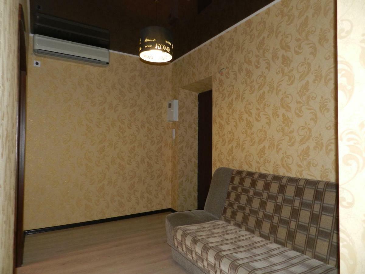 3-Room Luxury Apartment 100M2 On Sobornyi Avenue 193, By Grandhome Zaporizhia Bagian luar foto