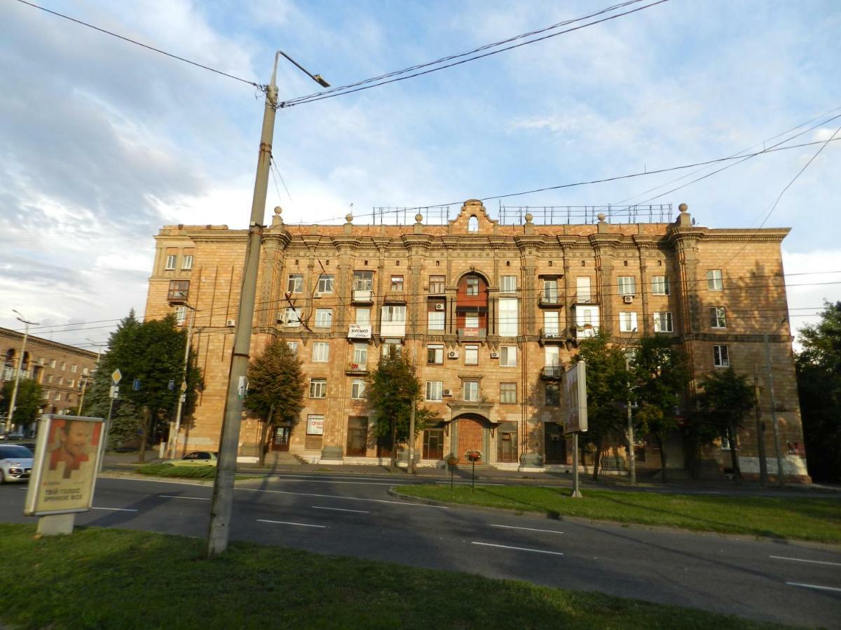 3-Room Luxury Apartment 100M2 On Sobornyi Avenue 193, By Grandhome Zaporizhia Bagian luar foto